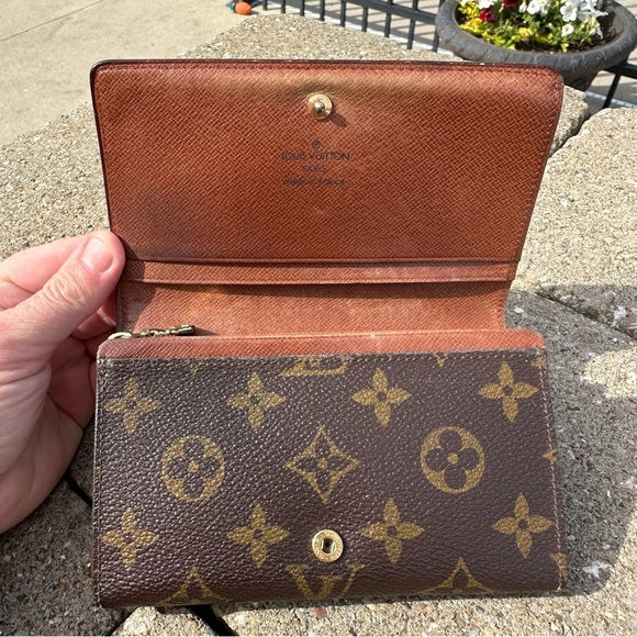 Louis Vuitton Monogram Tressor wallet - Picture 7 of 13